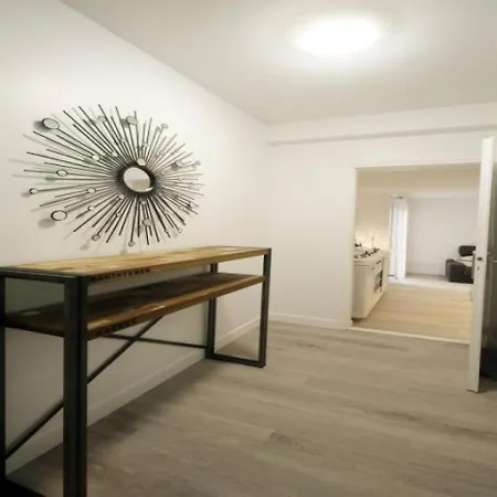 House Avelana Et *
